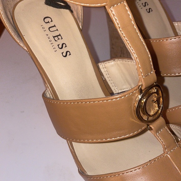 Guess Cork Wedge. Size 8 - Picture 10 of 15